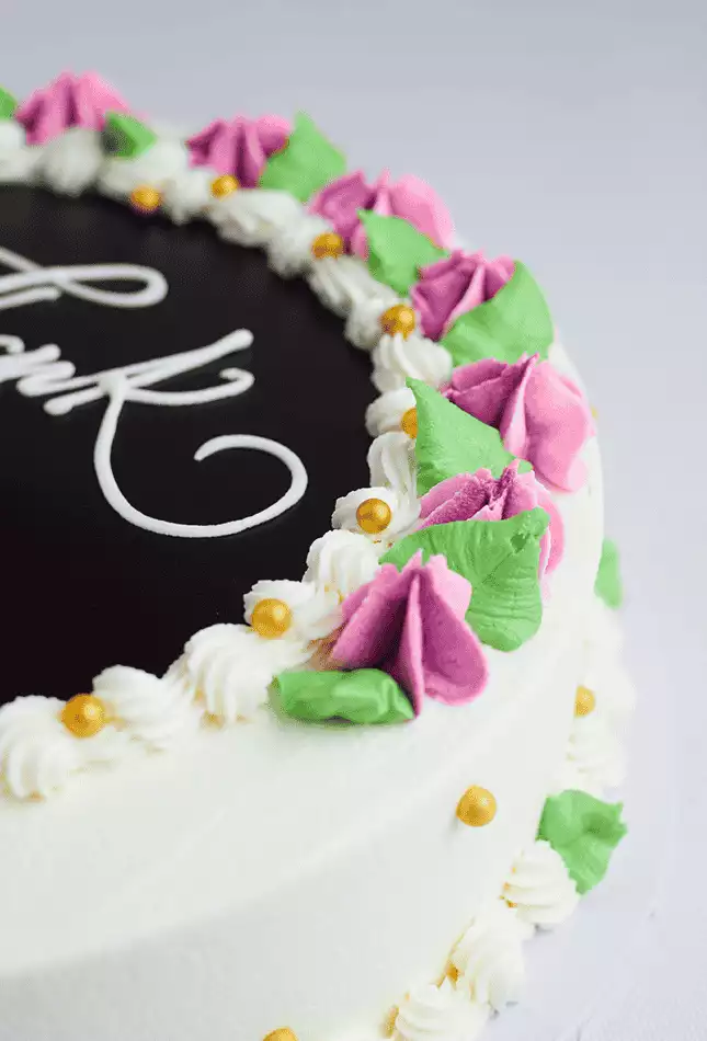 Cake Delivery in Nigeria. Everything You Need to Know in 2025