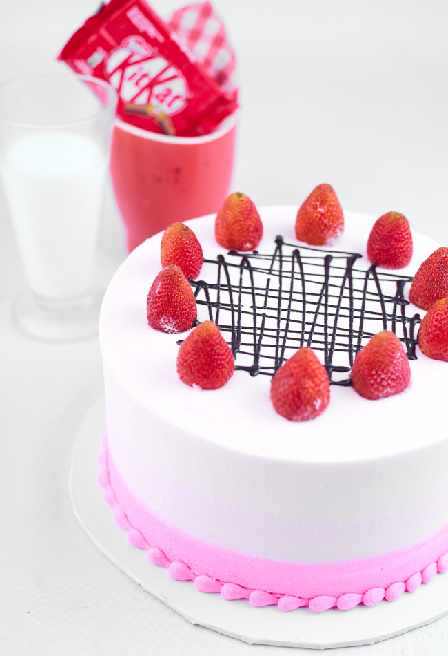 How to Send Gratitude Through Gifting and Cakes Delivered How to Send Gratitude Through Gifting and Cakes Delivered